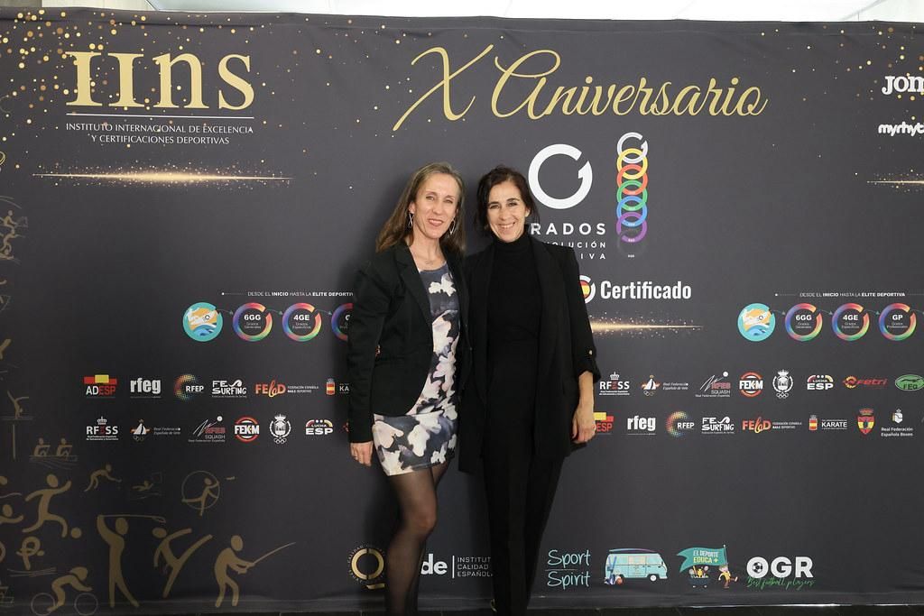 Representantes del club durante la gala